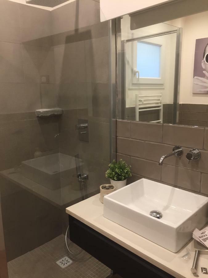 Apartament Leon Rosso Flat Florencja Zewnętrze zdjęcie